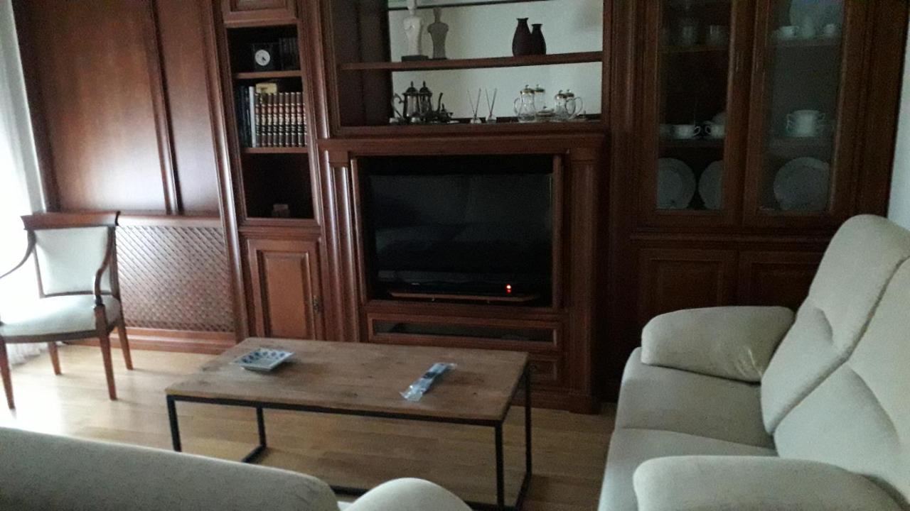 Piso Maria Apartment Arevalo Bagian luar foto