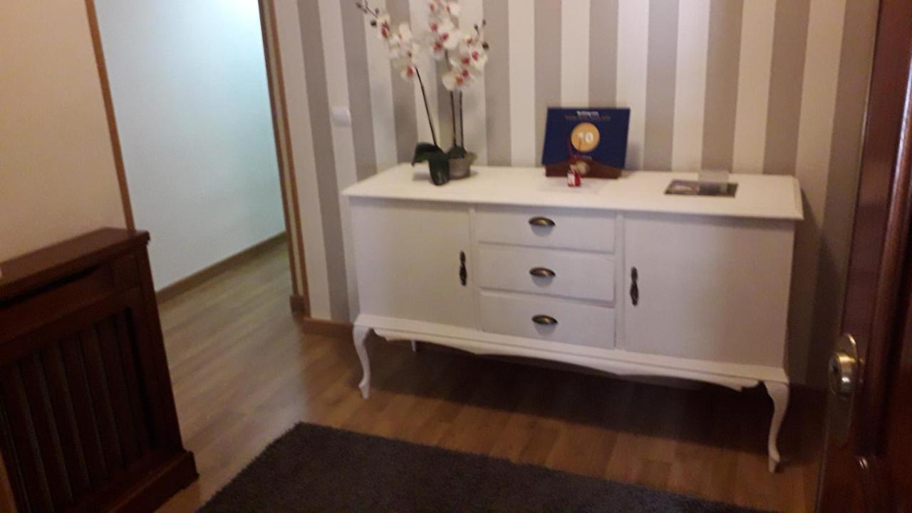 Piso Maria Apartment Arevalo Bagian luar foto