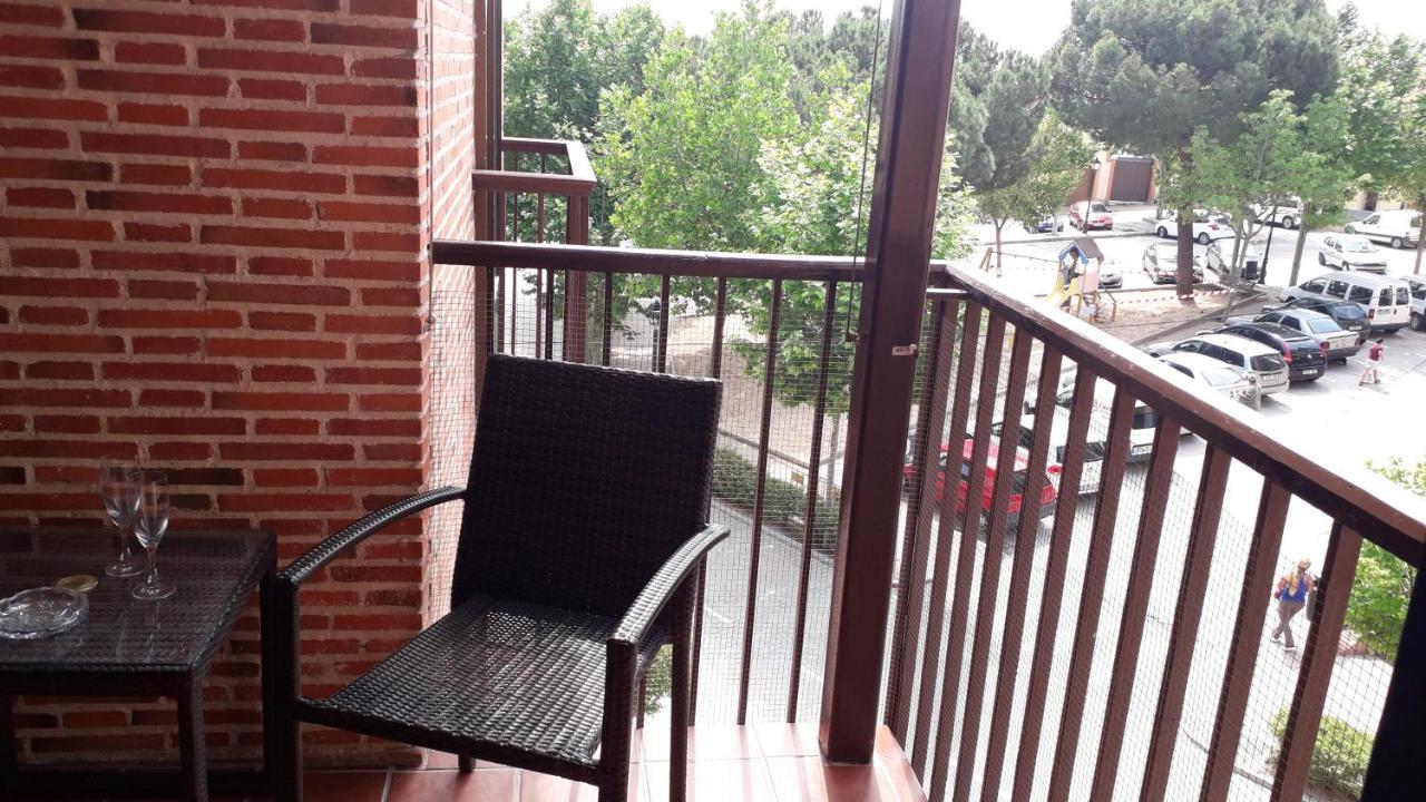 Piso Maria Apartment Arevalo Bagian luar foto