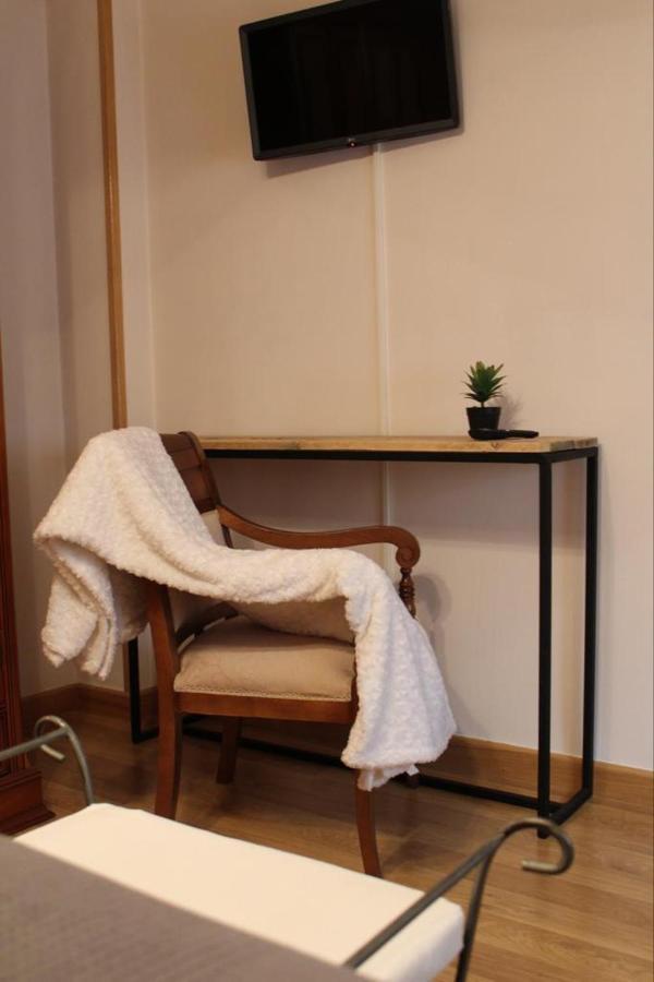Piso Maria Apartment Arevalo Bagian luar foto