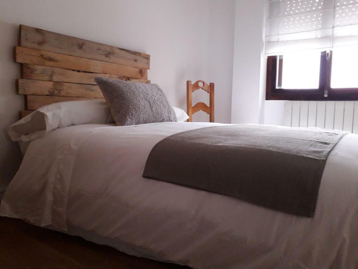 Piso Maria Apartment Arevalo Bagian luar foto