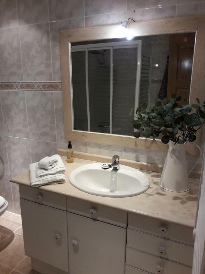 Piso Maria Apartment Arevalo Bagian luar foto
